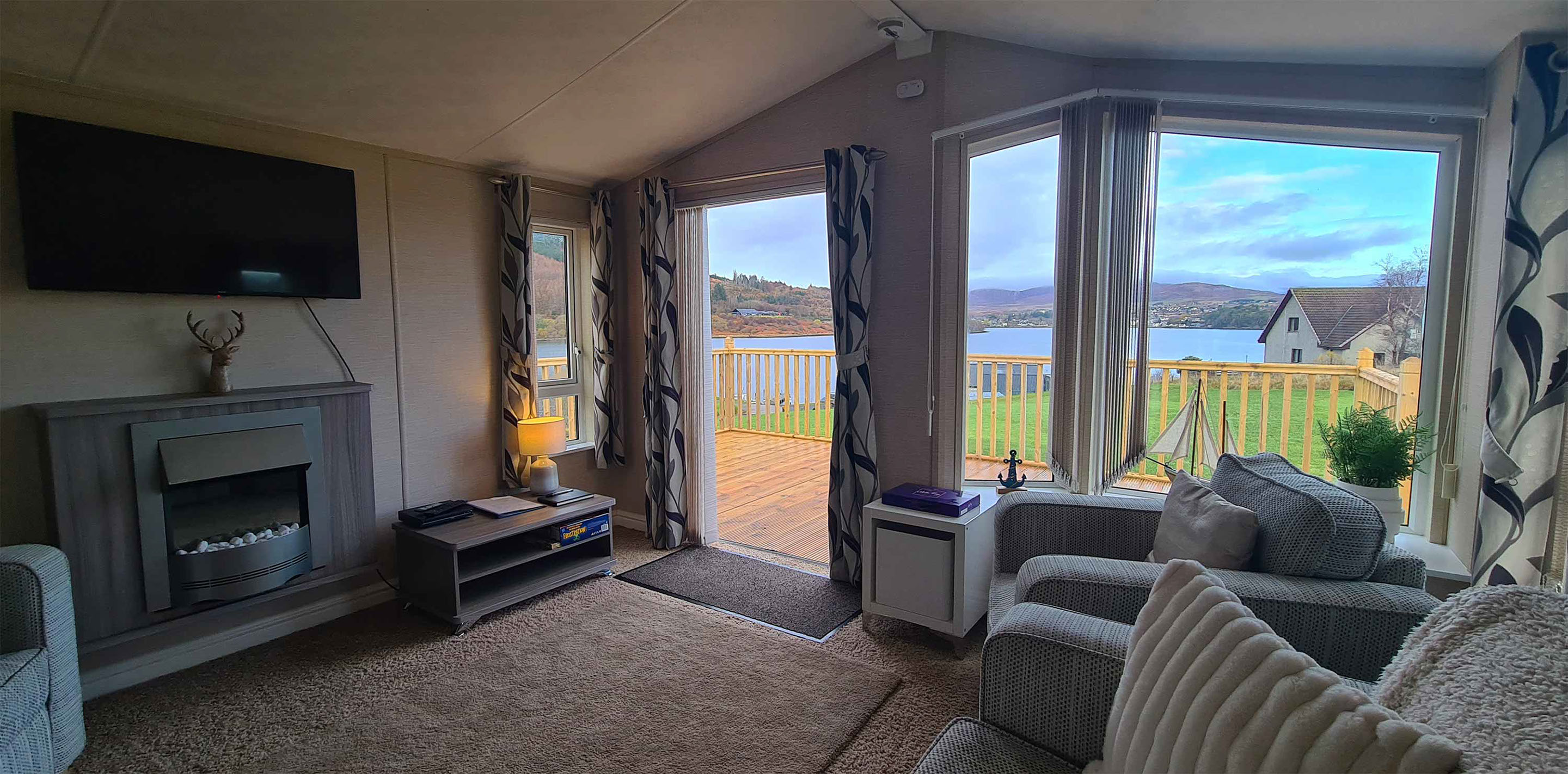 Caravan Skye offers stunning sea views of Portree Bay at our Marsco self catering Caravan